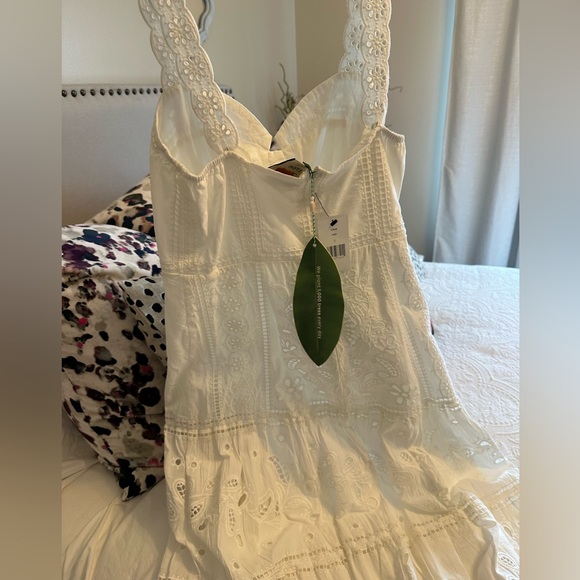 NWT Farm Rio Cotton Eyelet Bustier Midi-Dress Small
Off White - Picture 6 of 7
